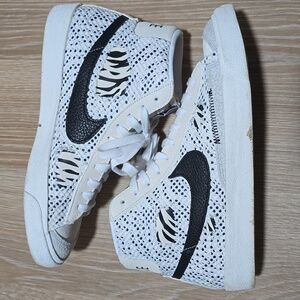 Nike Blazer '77 Peel and Reveal